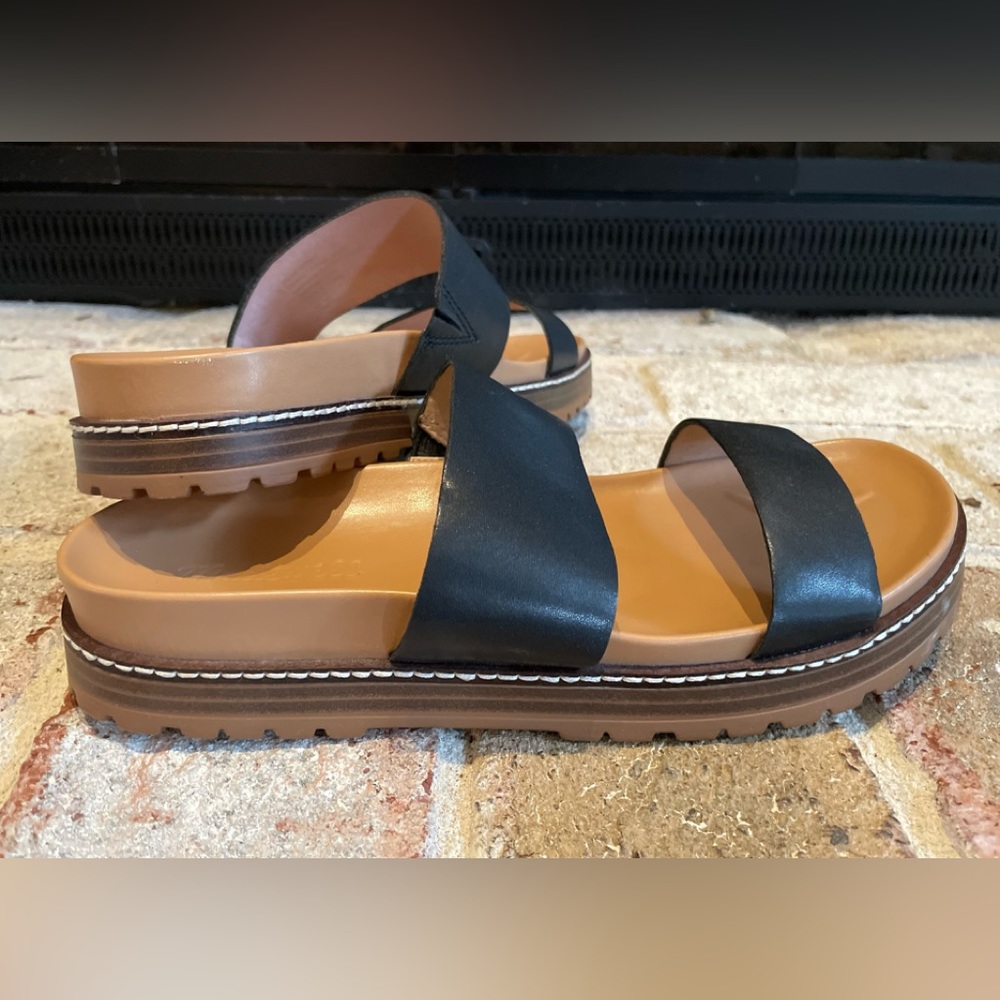 Madewell

The Charley Double-Strap Slide Sandal size 8 black